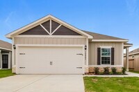 Building Photo - 15667 Plum Brk Dr