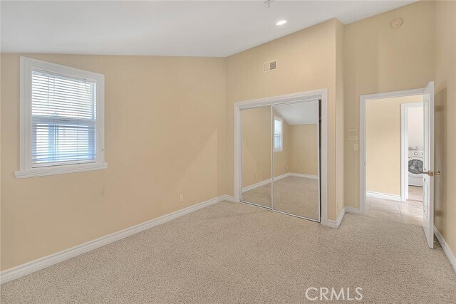Building Photo - 1208 MacKay Ln
