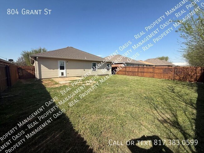 Building Photo - 804 Grant St