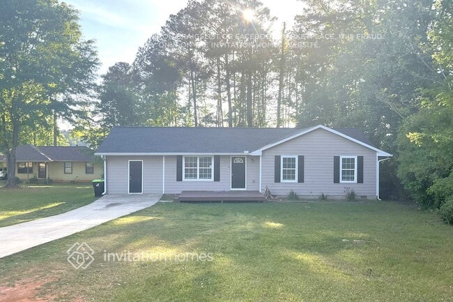 Building Photo - 237 W James Cir