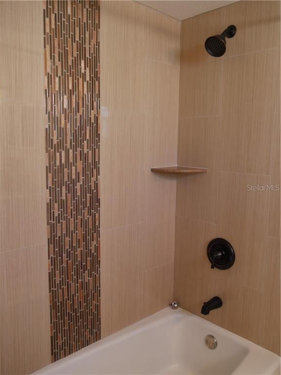 Building Photo - 3026 Vinson Ave