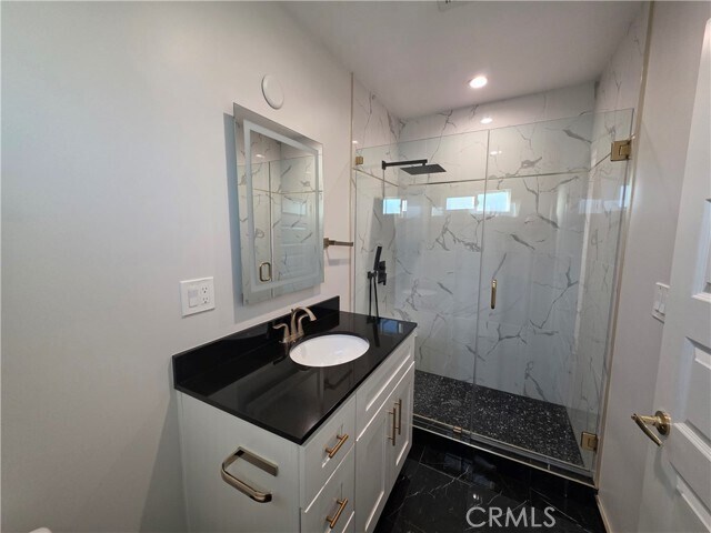 Building Photo - 7954 Crosnoe Ave