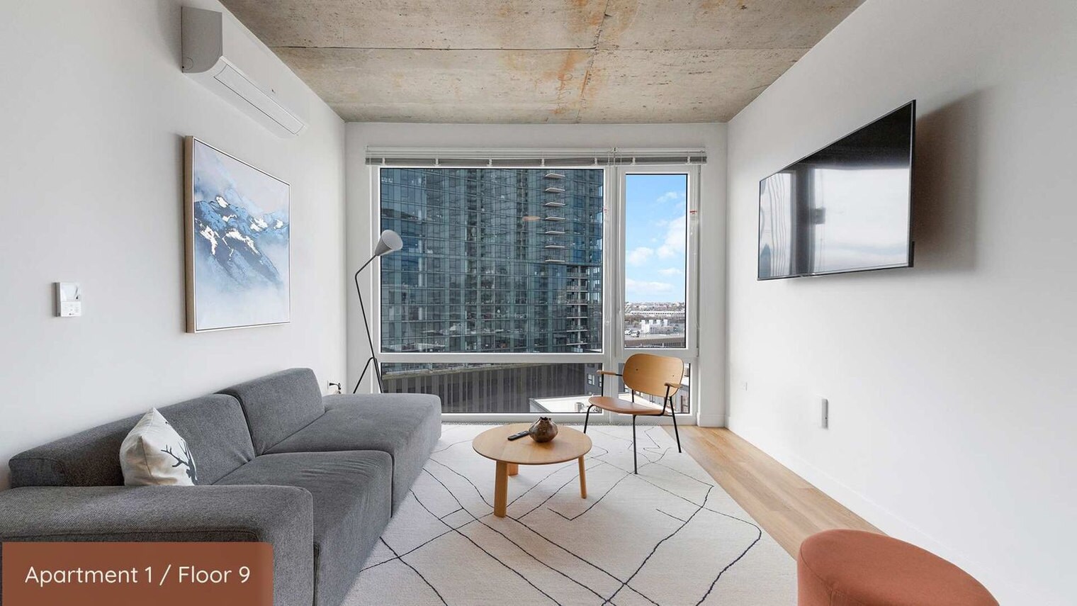 Building Photo - 851 W Blackhawk St