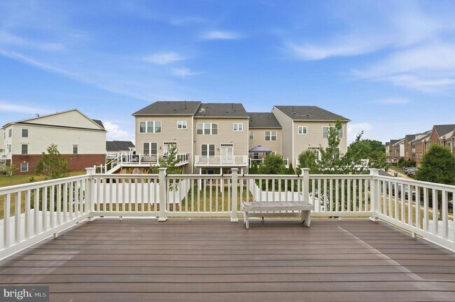 Building Photo - 21253 Park Grove Terrace