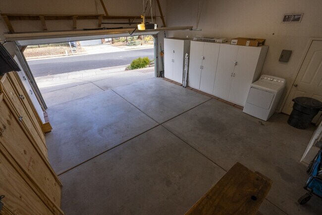 Building Photo - 3263 S Justin St