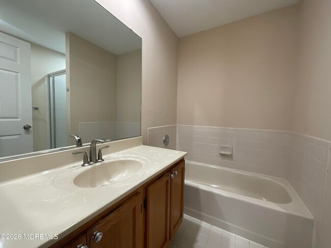 Building Photo - 1121 Roseberry Ct