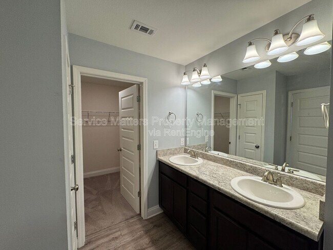 Building Photo - 5620 Blue Sky Ct