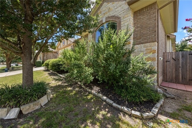 Building Photo - 104 Turvey Cove