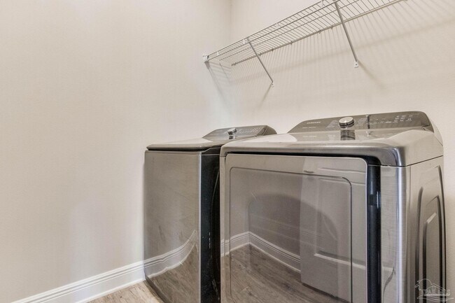 Building Photo - 8605 Bucklebury Dr