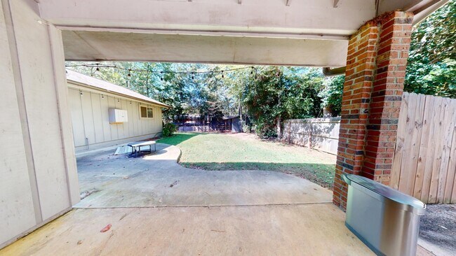 Building Photo - Shelton Woods Single Family