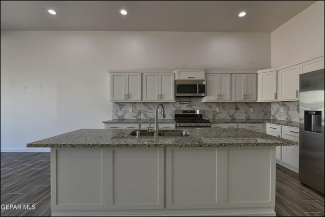 Building Photo - 51073 Sand Verbena Ave