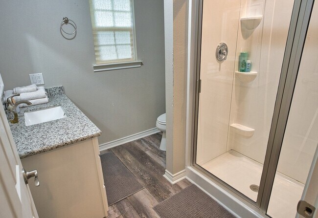 Building Photo - 1288 County Rd 297