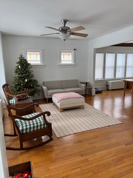 Building Photo - 6821 W Lloyd St