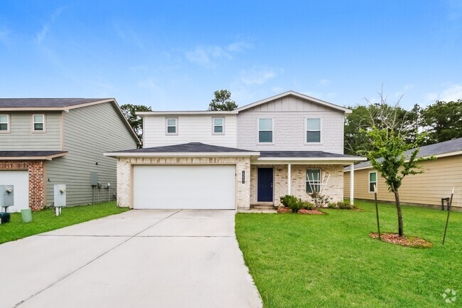 Building Photo - 15641 Del Norte Dr