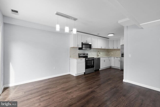 Building Photo - 12603 Red Pepper Ct