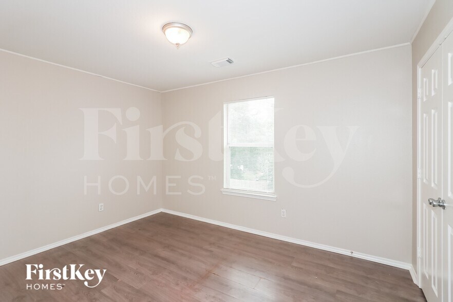 Building Photo - 7311 Rising Brook Dr