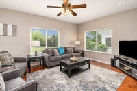 Building Photo - 2364 Shiloh Dr