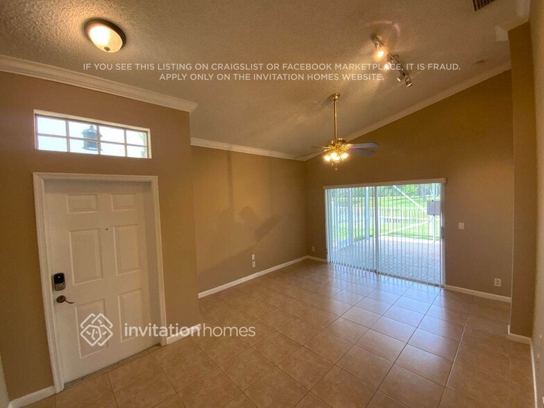 Building Photo - 5785 Raceway Rd