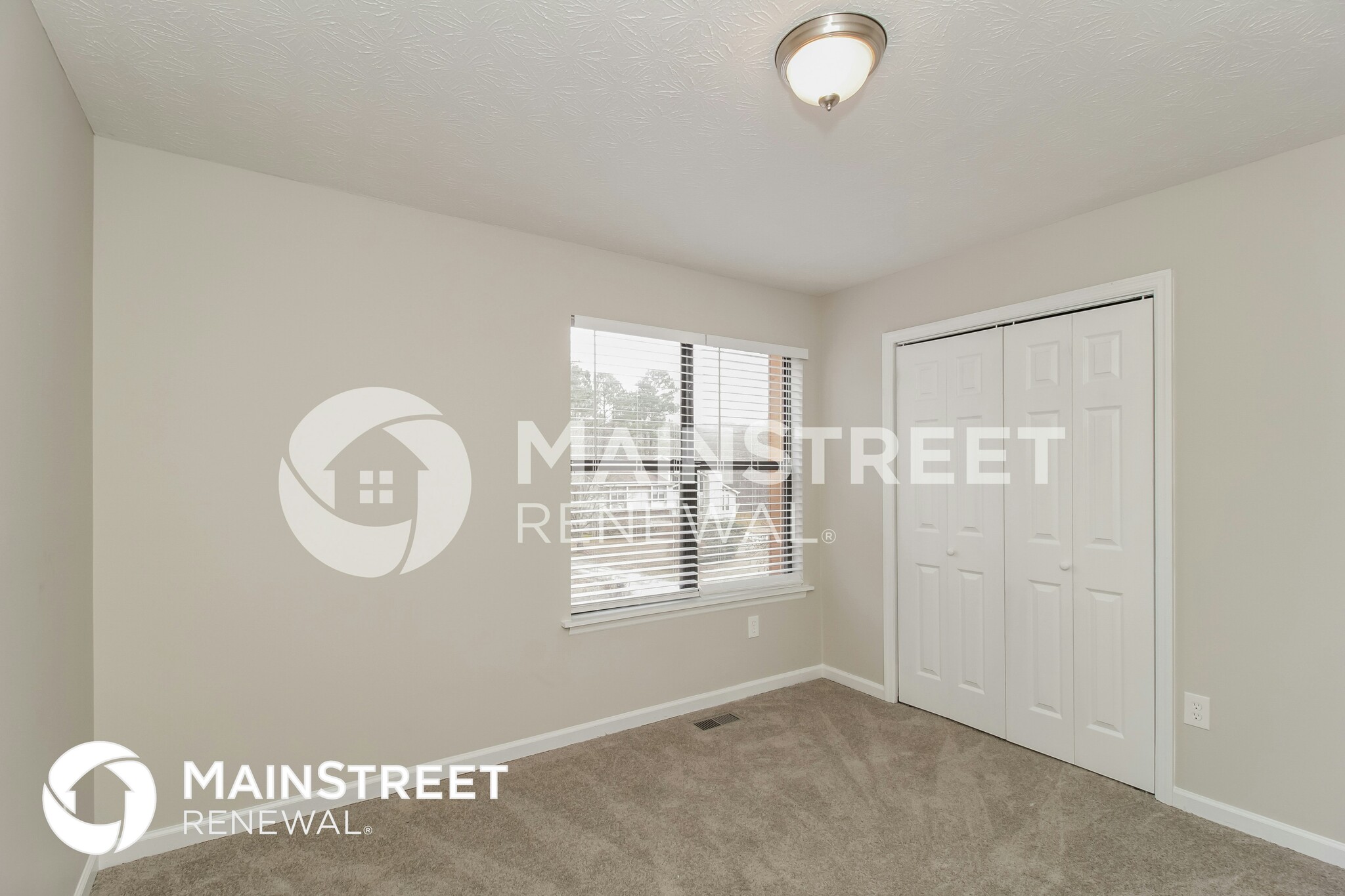 Building Photo - 8606 Stone Creek Ct