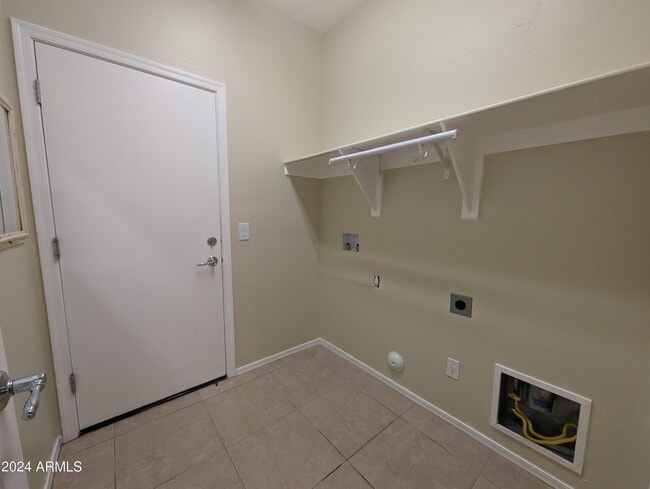 Building Photo - 2363 N Smithsonian Dr