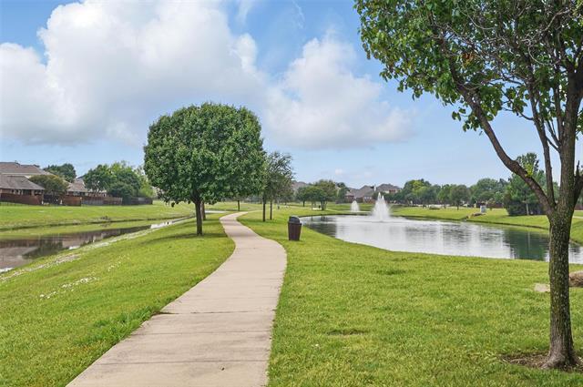 Building Photo - 2392 Ranchview Dr
