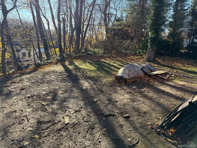 Building Photo - 182 Maple Hill Rd