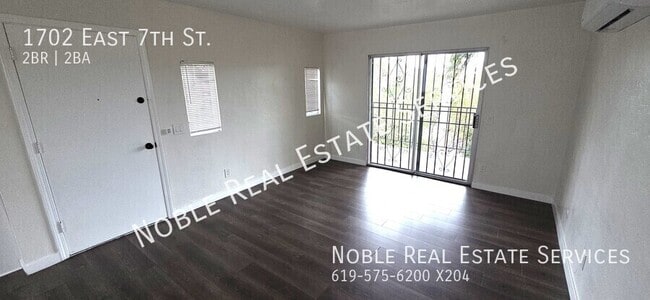 Building Photo - 1702 E 7th St