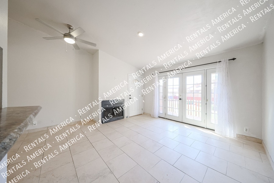 Building Photo - 14203 N 19th Ave