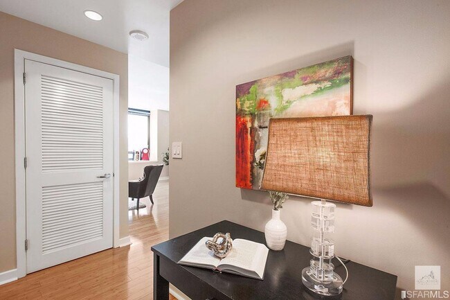 Building Photo - Spacious One-Bedroom Elegance in a Luxury Doorman Building with EV Parking