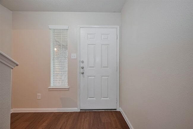 Building Photo - 6026 Stockholm Ct