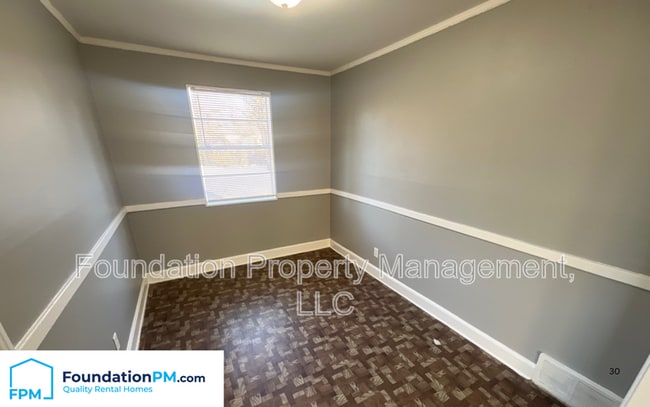 Building Photo - 1570 Rebecca St