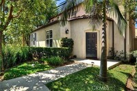 Building Photo - 18 Sonata St