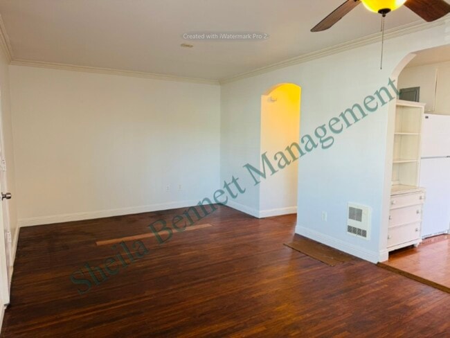 Building Photo - 7371 Hyatt St