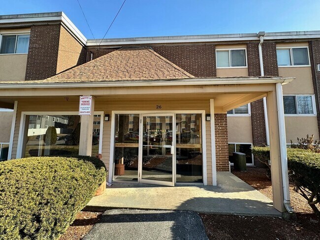 Building Photo - 26 Willis St