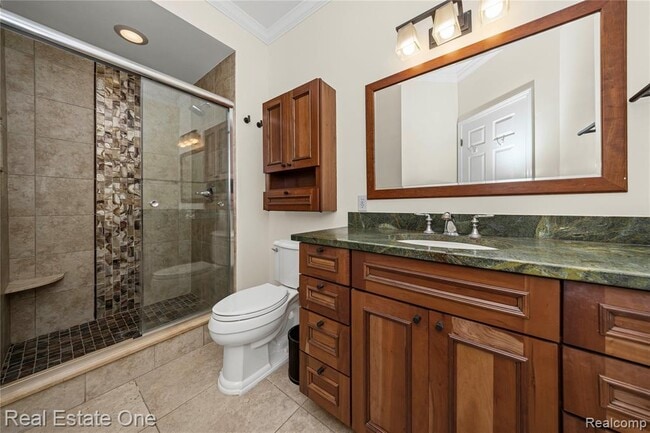 Building Photo - 38282 Saratoga Cir