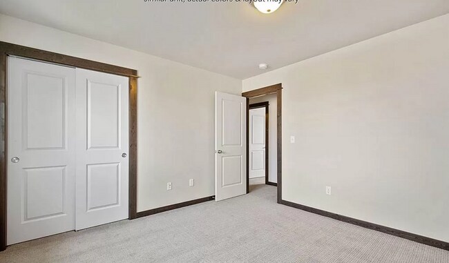 Building Photo - 3 Bedroom 2 1/2 Bathroom Townhouse- NEWLY BUILT-