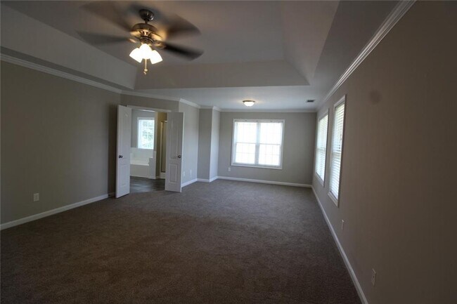 Building Photo - 1525 Woodpoint Way