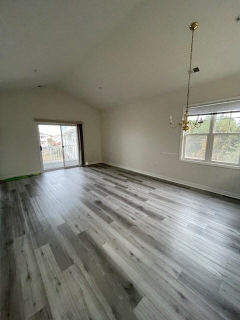 Building Photo - 701 Salleyport Dr