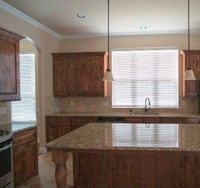 Building Photo - 739 Cedar Elm Trail