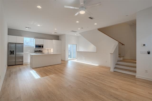 Building Photo - 6012 Hudson St