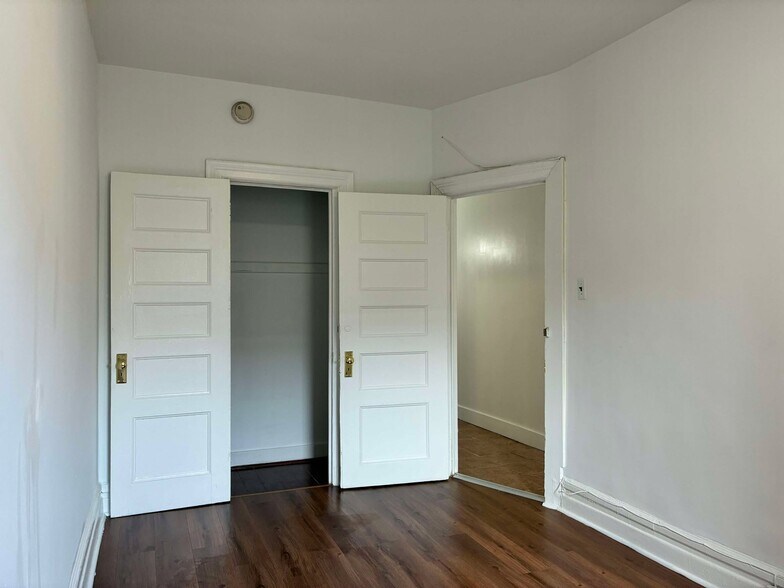 Building Photo - 556 W 161st St