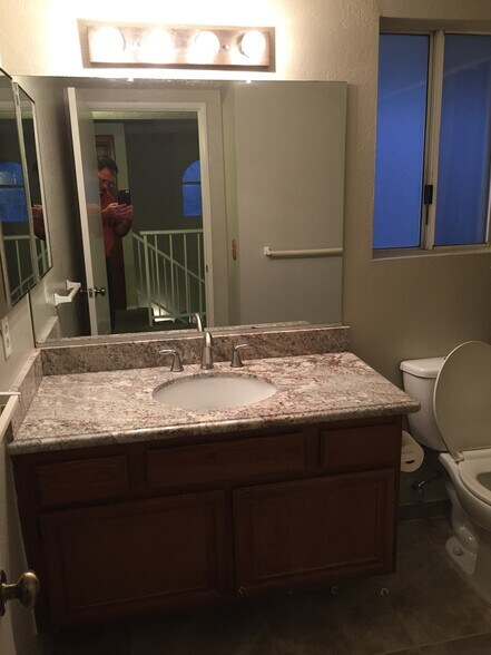 Building Photo - 253 E Avenue R2