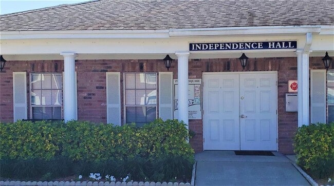 Building Photo - 2707 41st Ave S