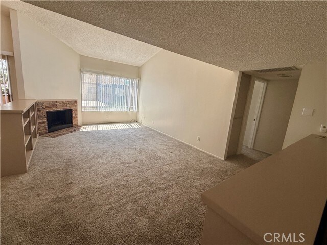 Building Photo - 9385 Mesa Verde Dr
