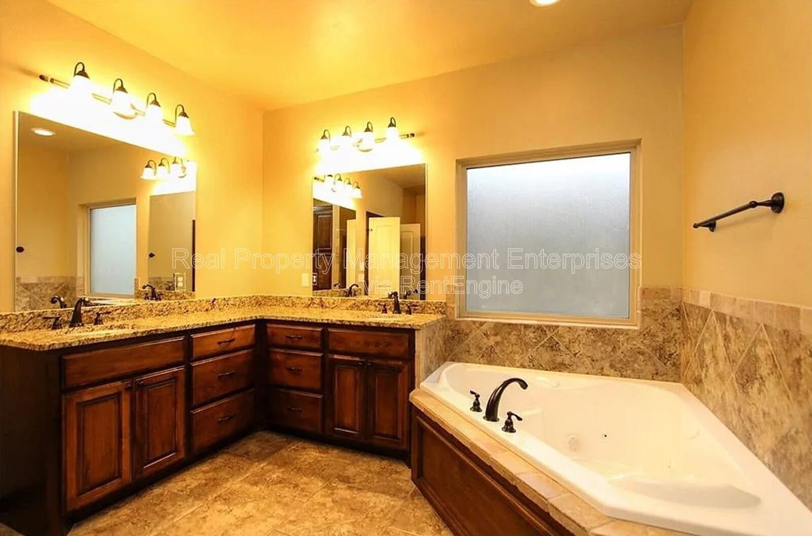 Building Photo - 1661 Appaloosa Dr