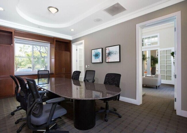 Building Photo - 2205 Bridgepointe Pkwy