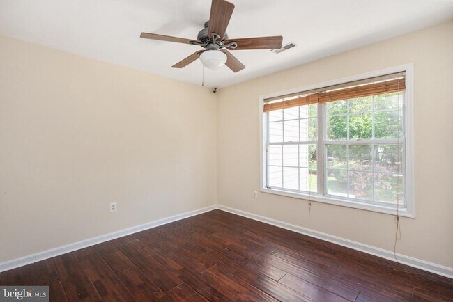 Building Photo - 12907 Martingale Ct