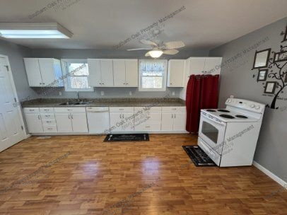 Building Photo - 325 Freedom Trail