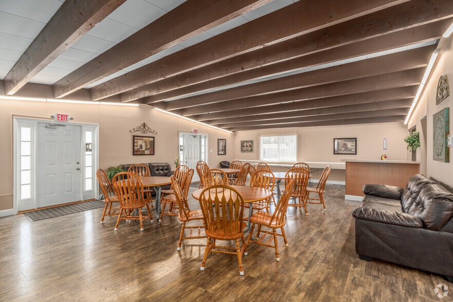 Clubhouse - Helfrich Springs