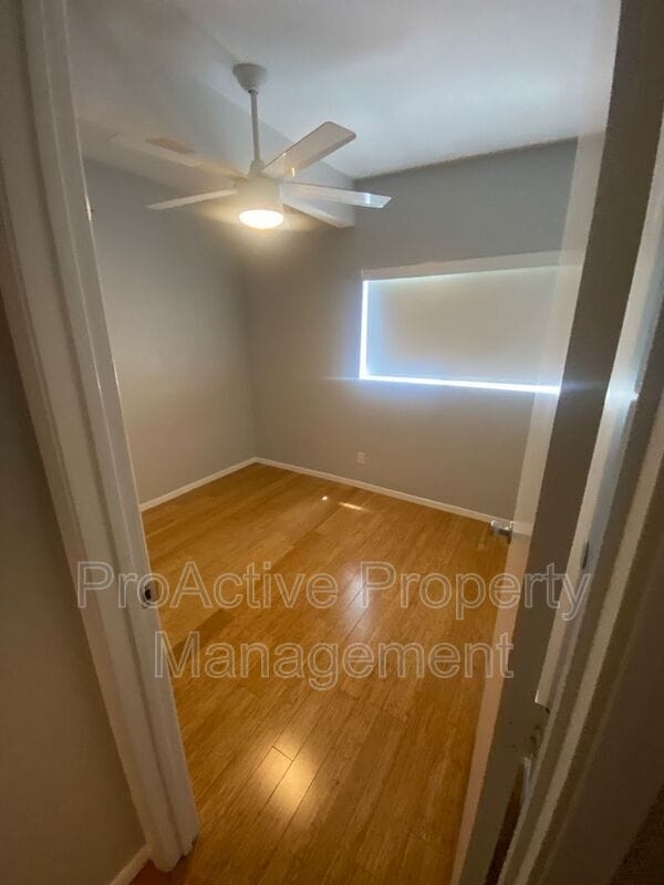 Building Photo - 218 S Ave 66